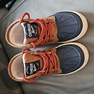 NWOT OshKosh boots
